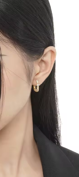 Boucles d'oreilles plaqué Or 18 carat super scintillantes