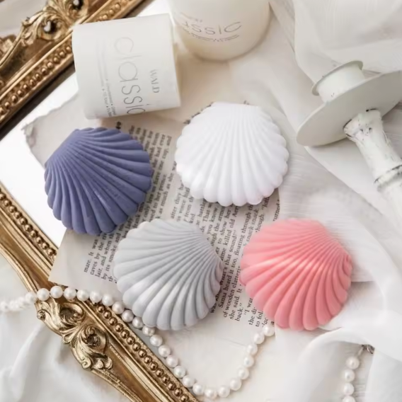 Boîte à bijoux en velours en forme de coquillage