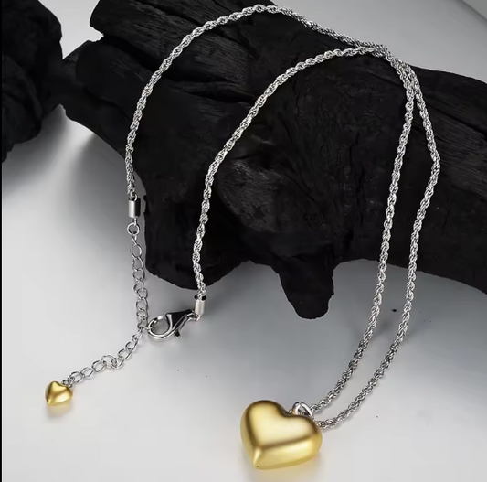 Colliers Pendentifs Cœur en S925 avec Finition Givrée et Plaqué Or 18 carats
